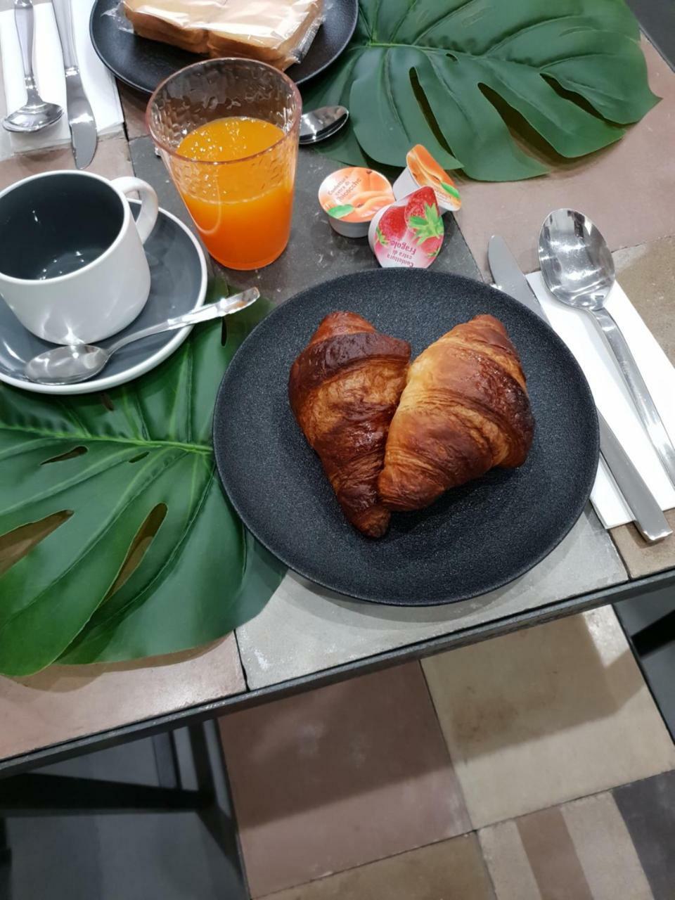 Palermo Inn Suite Bagian luar foto